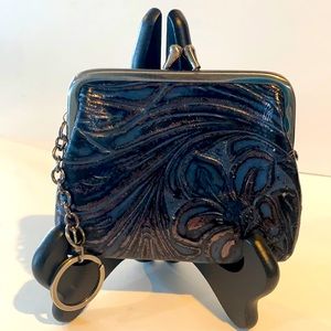 Patricia Nash Kisslock pouch in Navy